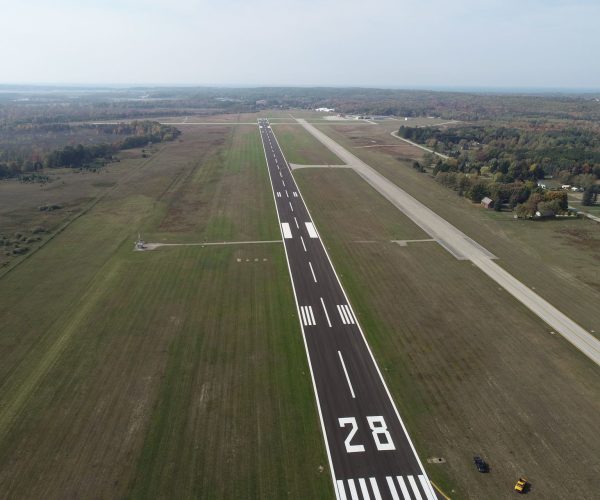 Airport Manistee County Blacker Airport - Traverse City Plant